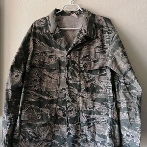 Camo - 44 - Men's - Unisex - Jacket - Great Condition